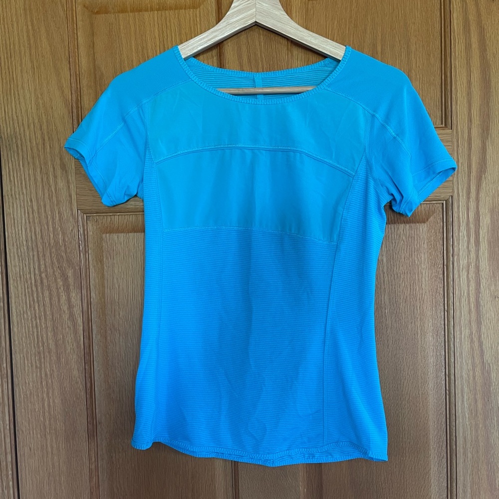 LULULEMON fast track short sleeve tee